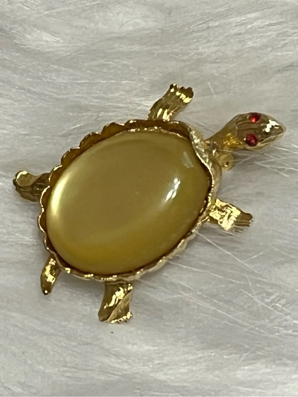 Vintage JJ Moonglow Turtle Brooch